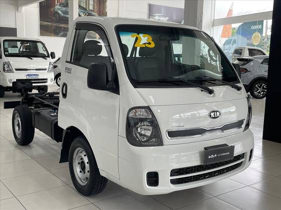 KIA BONGO 2.5 TD DIESEL STD CS MANUAL KIA BONGO 2.5 TD DIESEL STD CS MANUAL